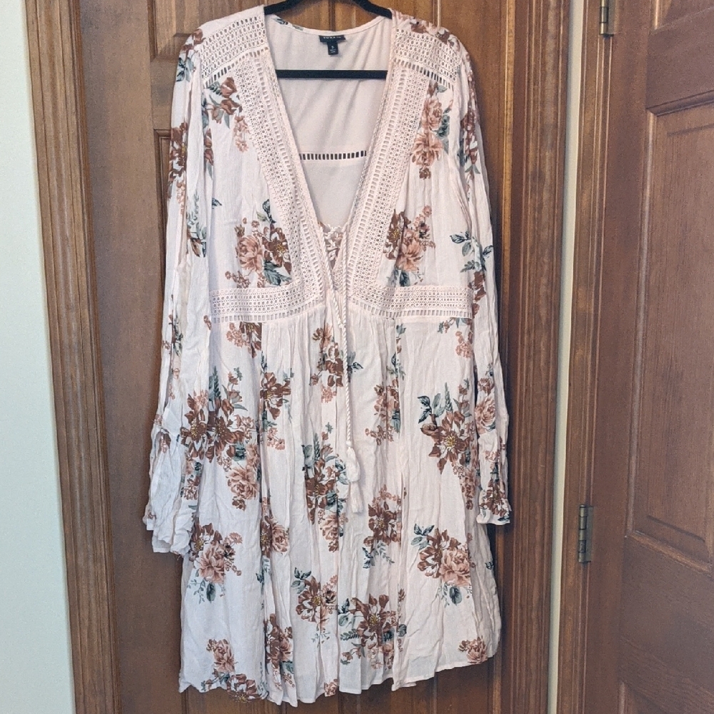 Torrid Size3 Floral Light Pink Long Sleeve Mini Dress